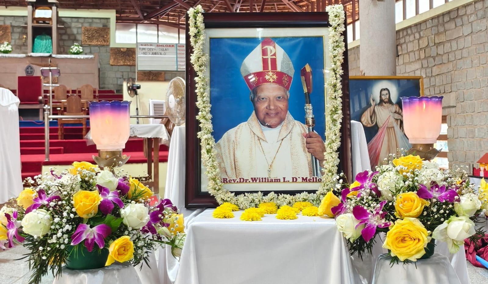 15th Death Anniversary of Late Bishop William D’Mello Observed at Cathedral